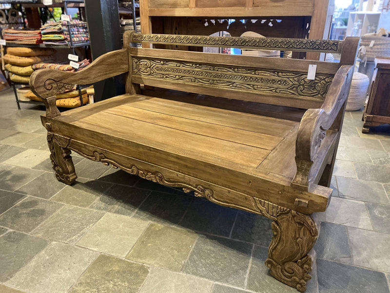 Haven & Space Berry FURNITURE Small Hand Carved Daybed