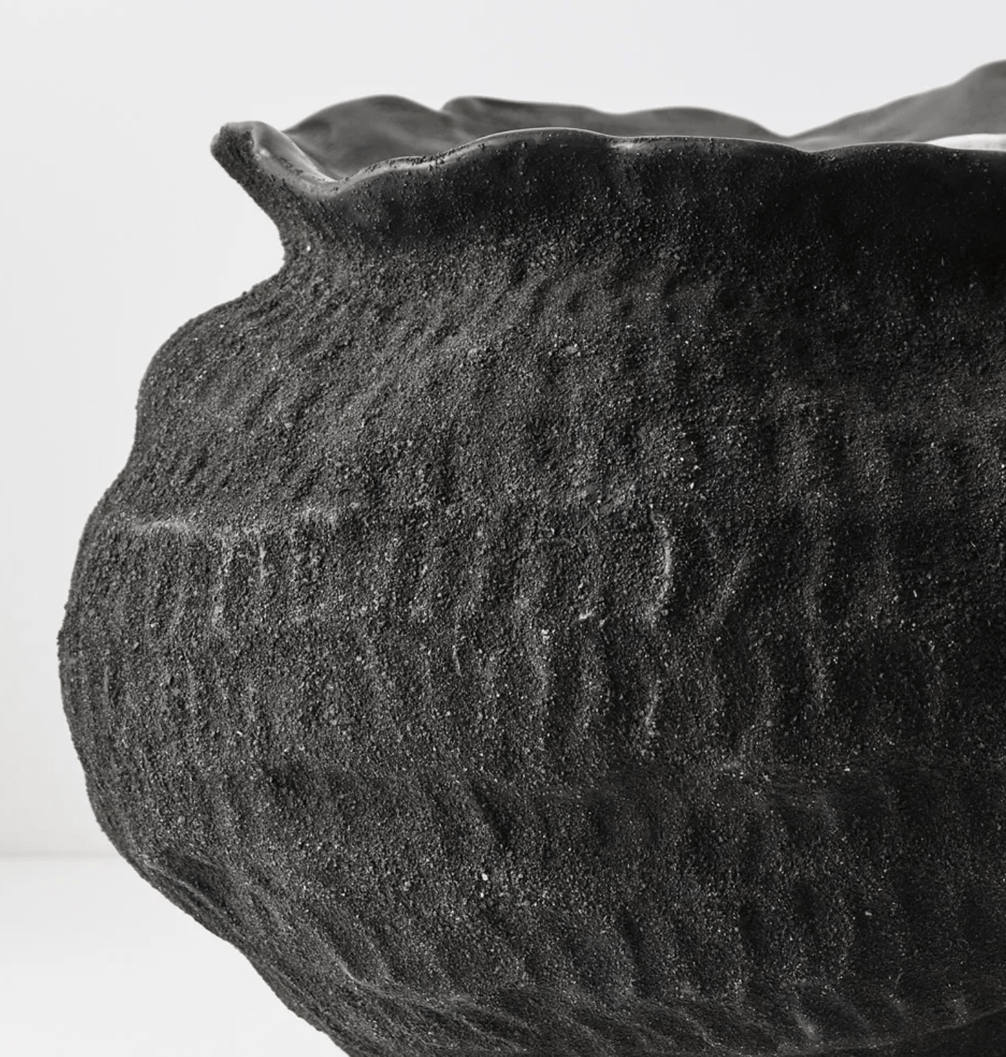 Haven & Space Berry VASES Anthracite Pot Lexi