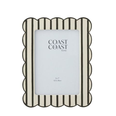 Haven & Space Berry FRAMES 5x7 / Ivory/Black Kelly Resin Frame