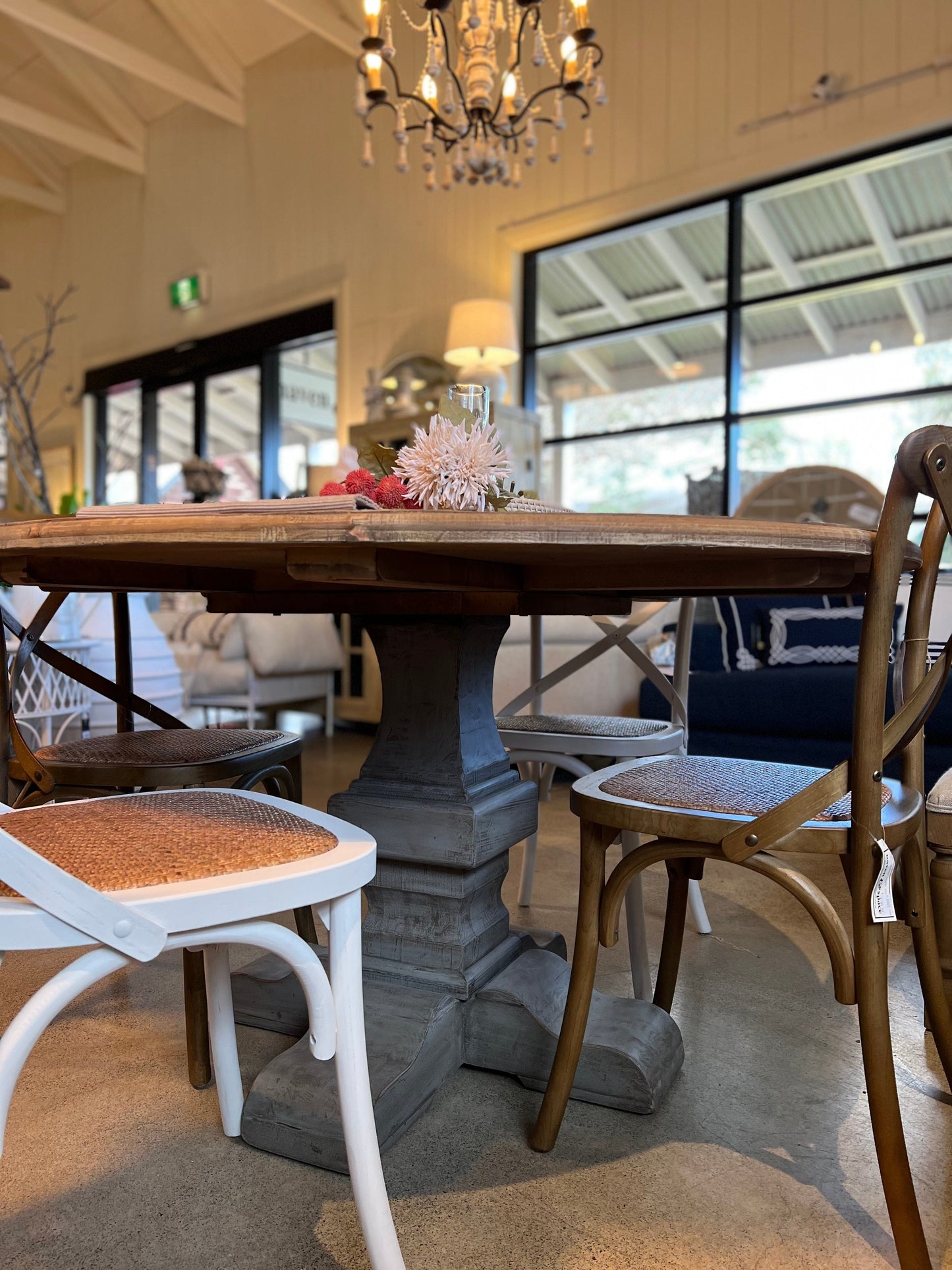 Haven & Space Berry Reclaimed Oak Round Dining Table